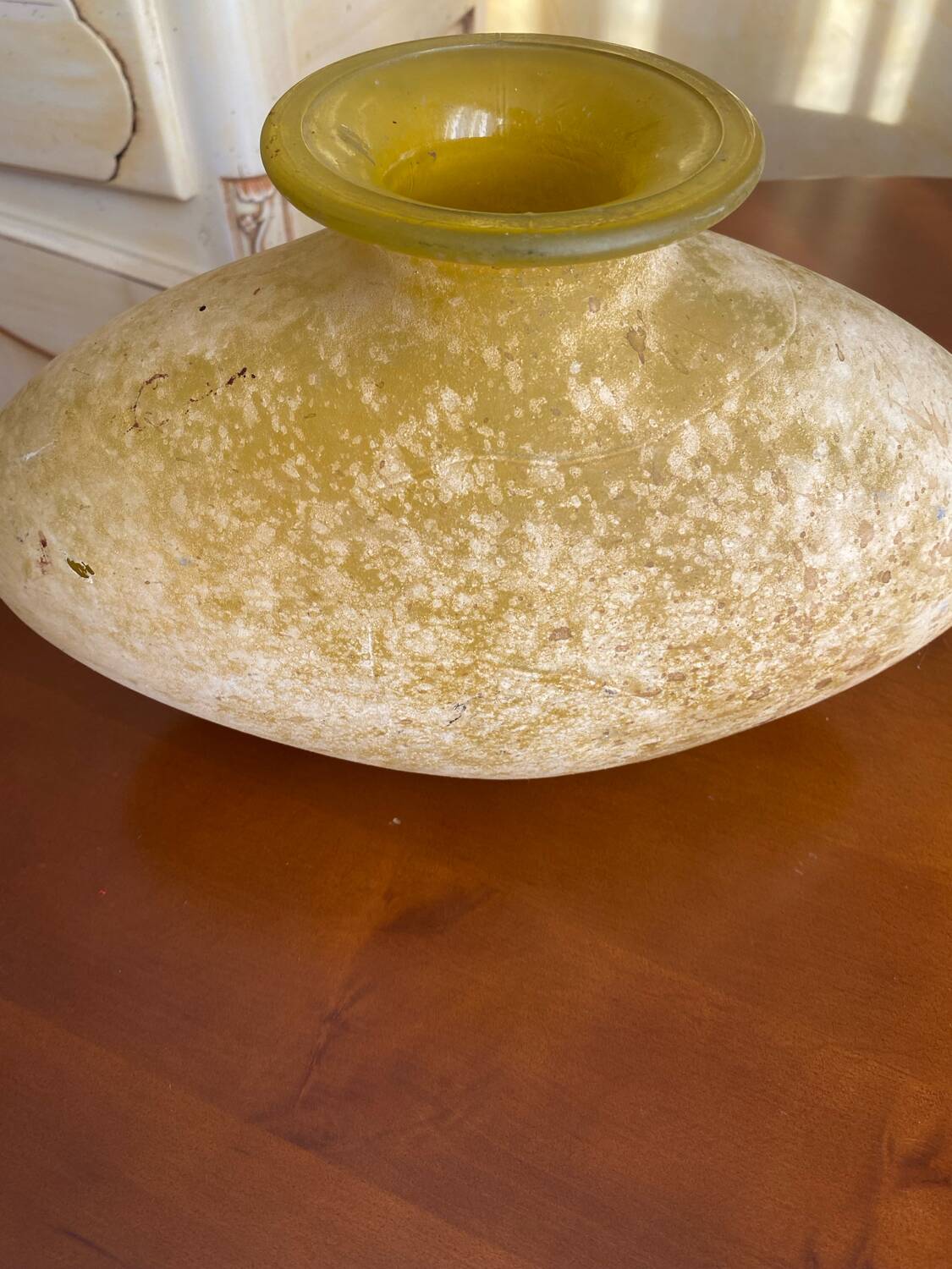 Vintage “SCAVO” vase in yellow Murano glass