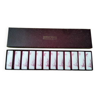 Box of 12 knife holders in hard opaline Bernard Gilbert