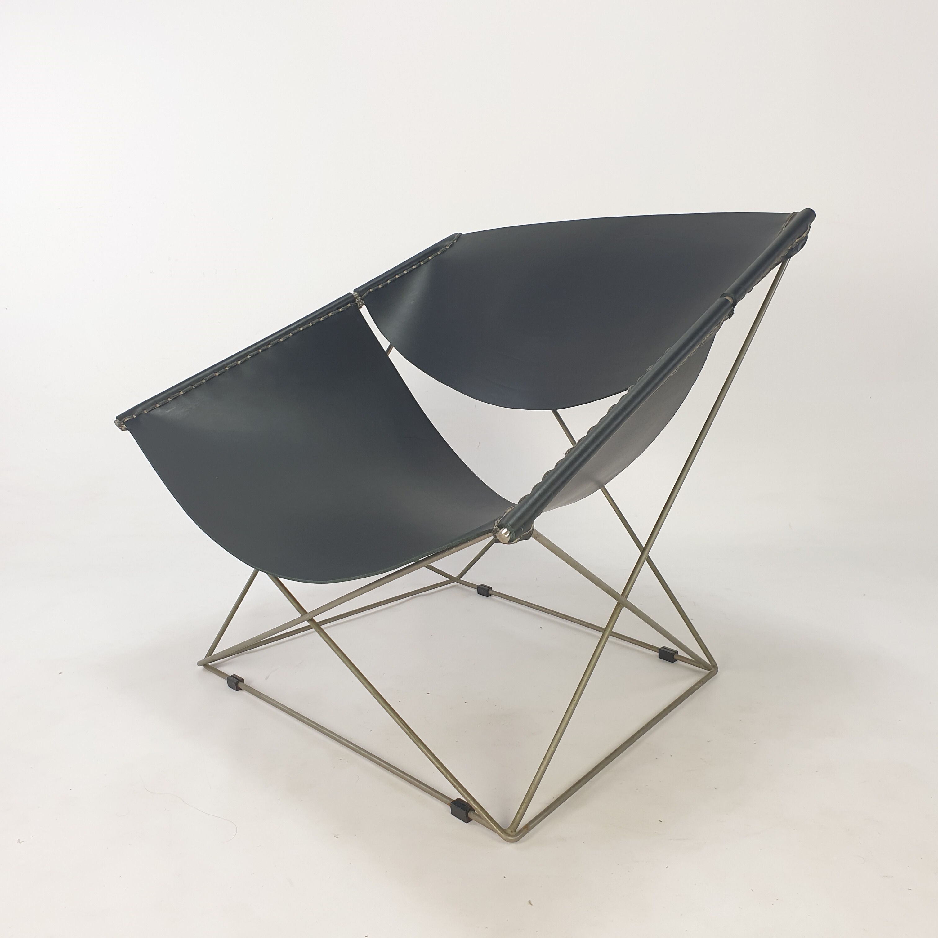 F675 Butterfly Lounge Chair by Pierre Paulin for Artifort, 1960s