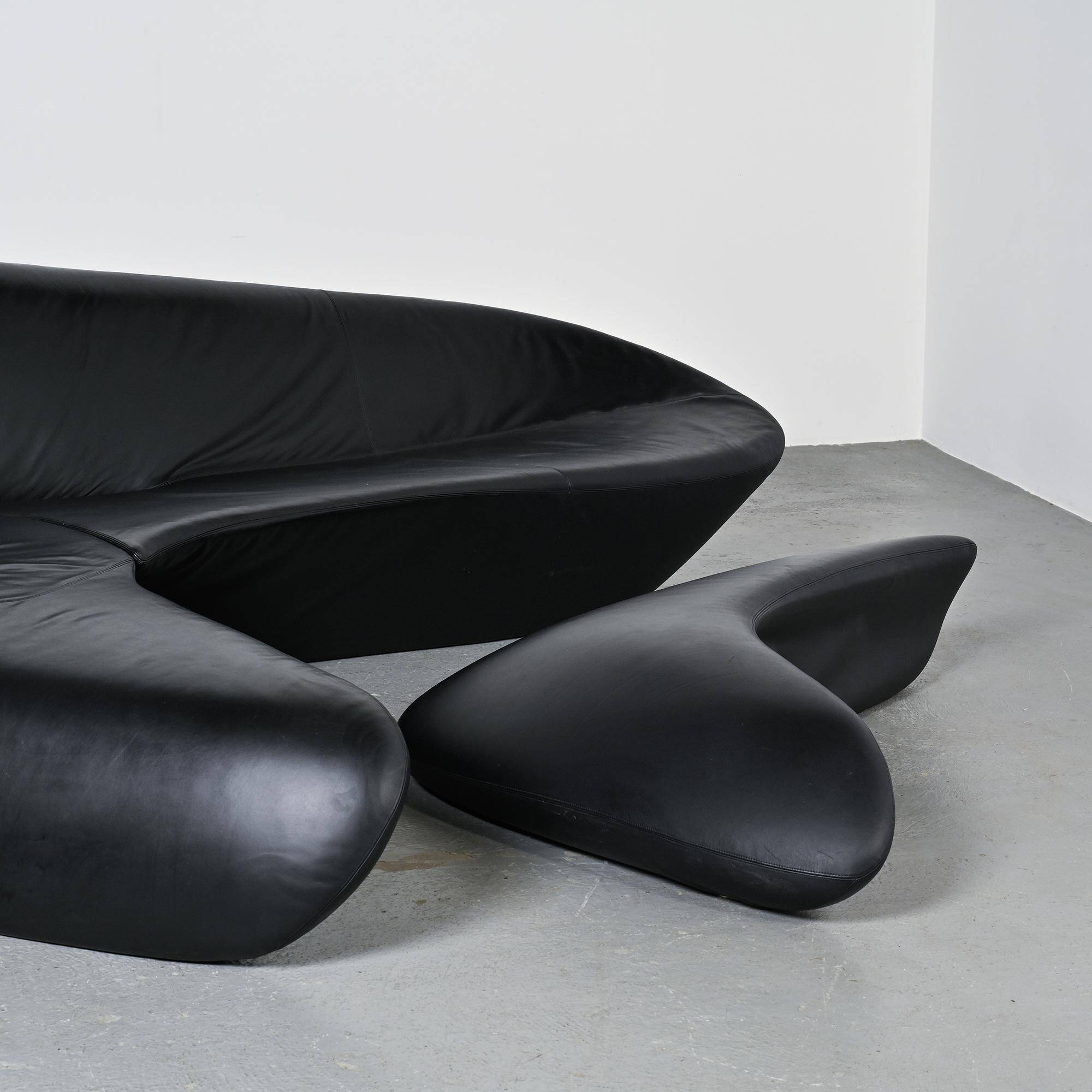 "Moon System" canapé in black leather, Zaha Hadid for B&B Italia, 2007