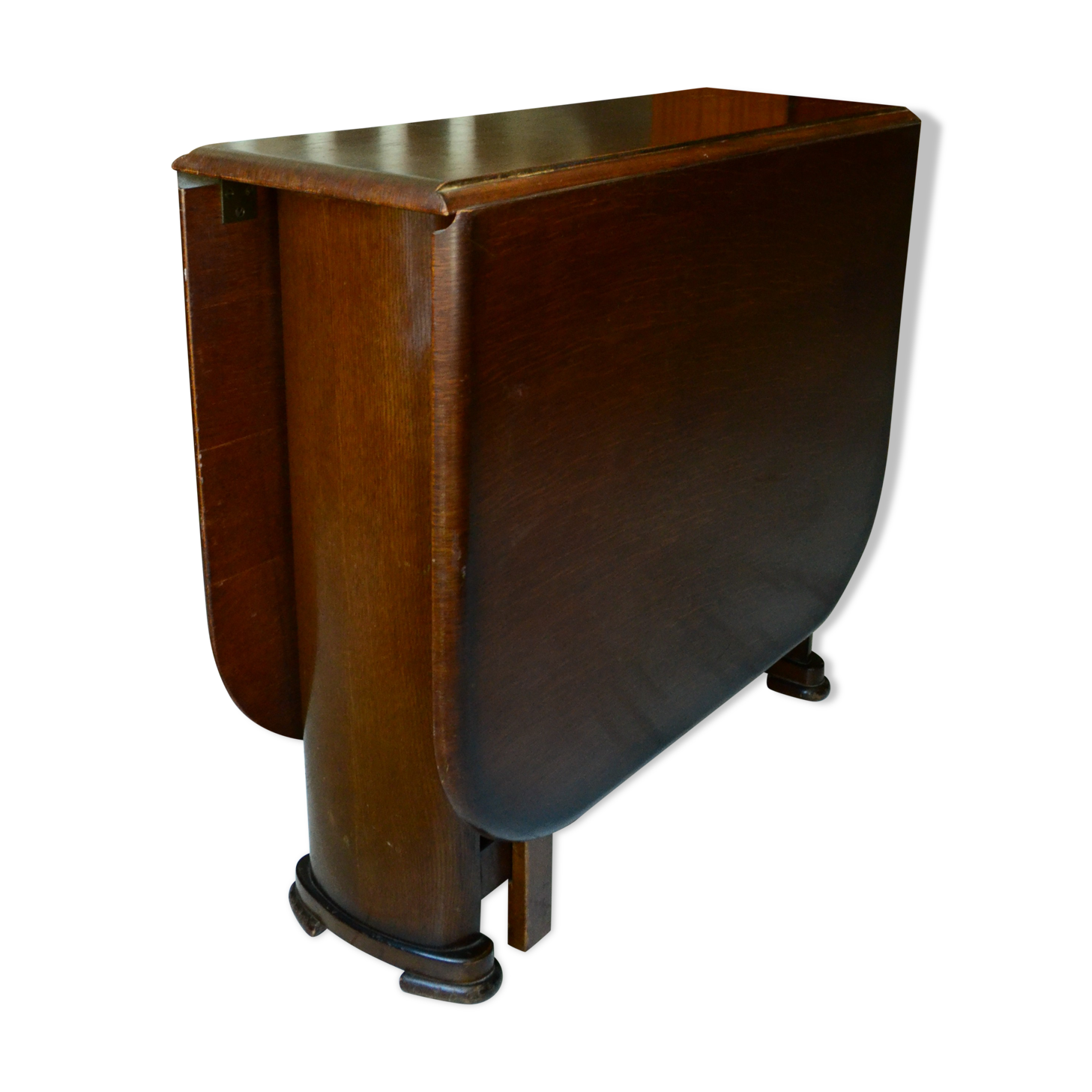 English mahogany folding gateleg table