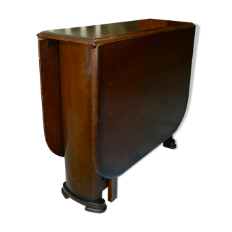 English mahogany folding gateleg table