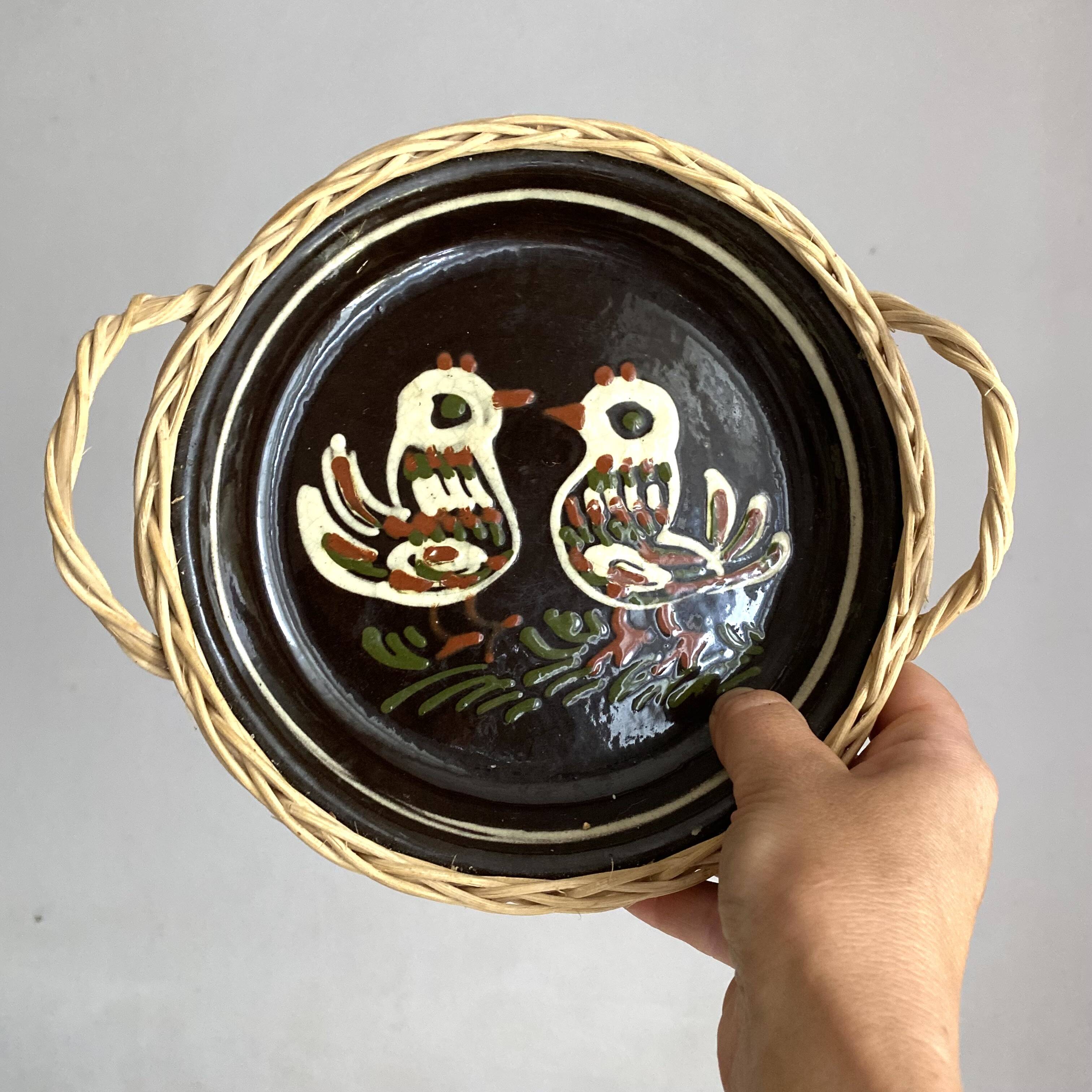 Alsatian wicker and ceramic bird dish