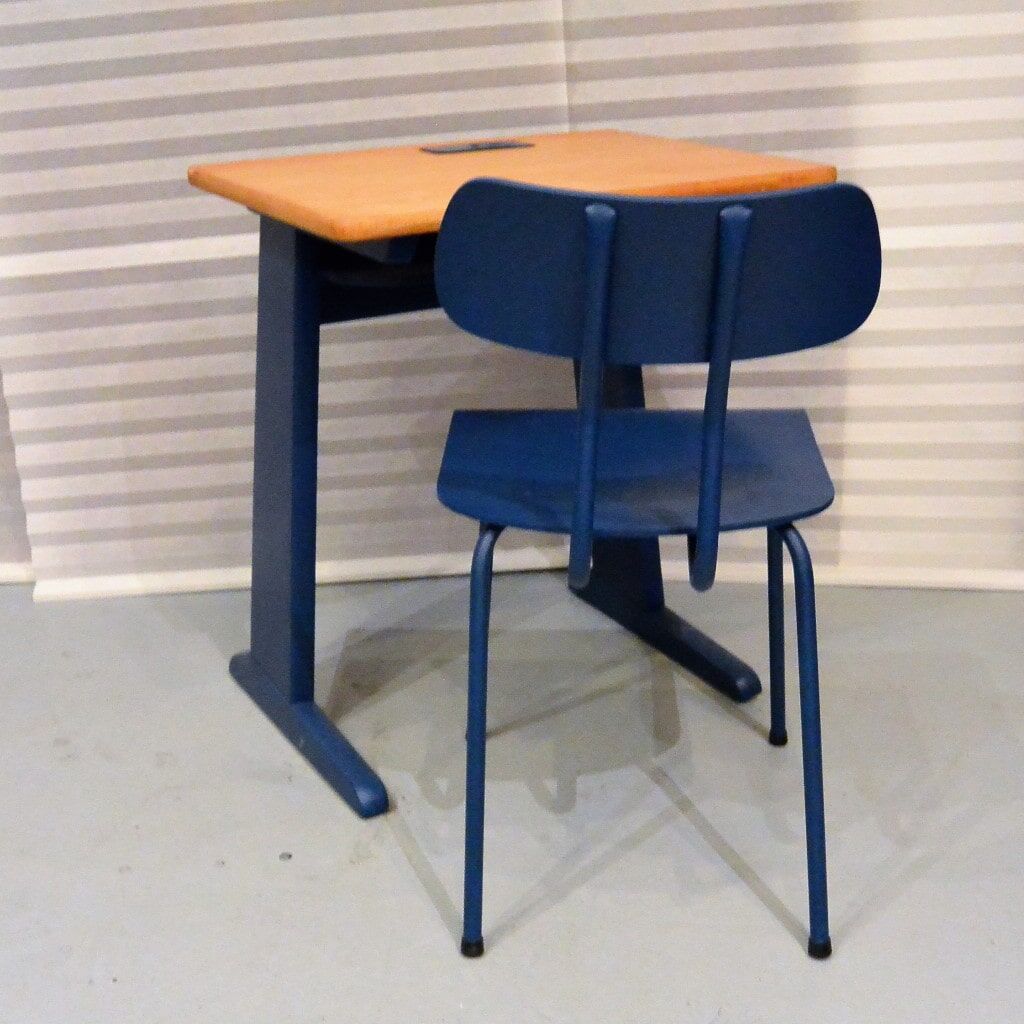Bureau bois/bleu et chaise