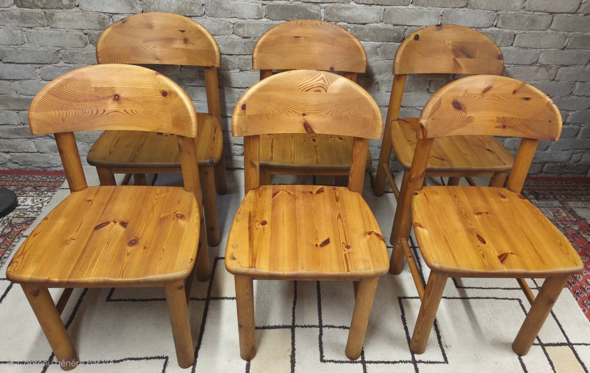 Set of 6 Rainer Daumiller chairs in solid pine – 1970s