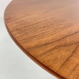 Saarinen dining table "Tulip" by Eero Saarinen for Knoll Studio, USA 1957