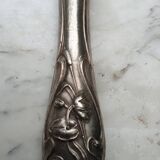 Art Nouveau salad servers in horn and silver metal