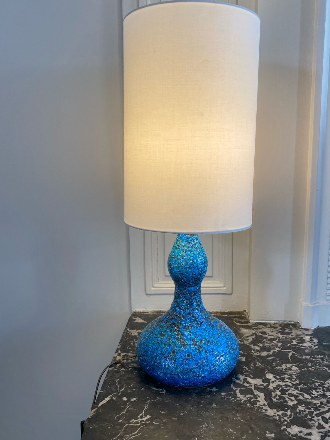 Lampe vintage en céramique bleue style année 70  trés décorative