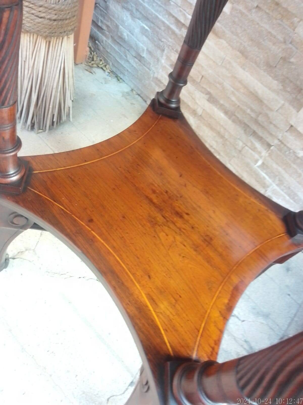 English pedestal table