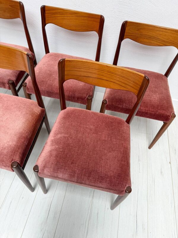 Ensemble de 6 chaises de salle à manger danoise des années 1960 en teck au design mid-century.