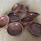 8 dishes in glazed terracotta