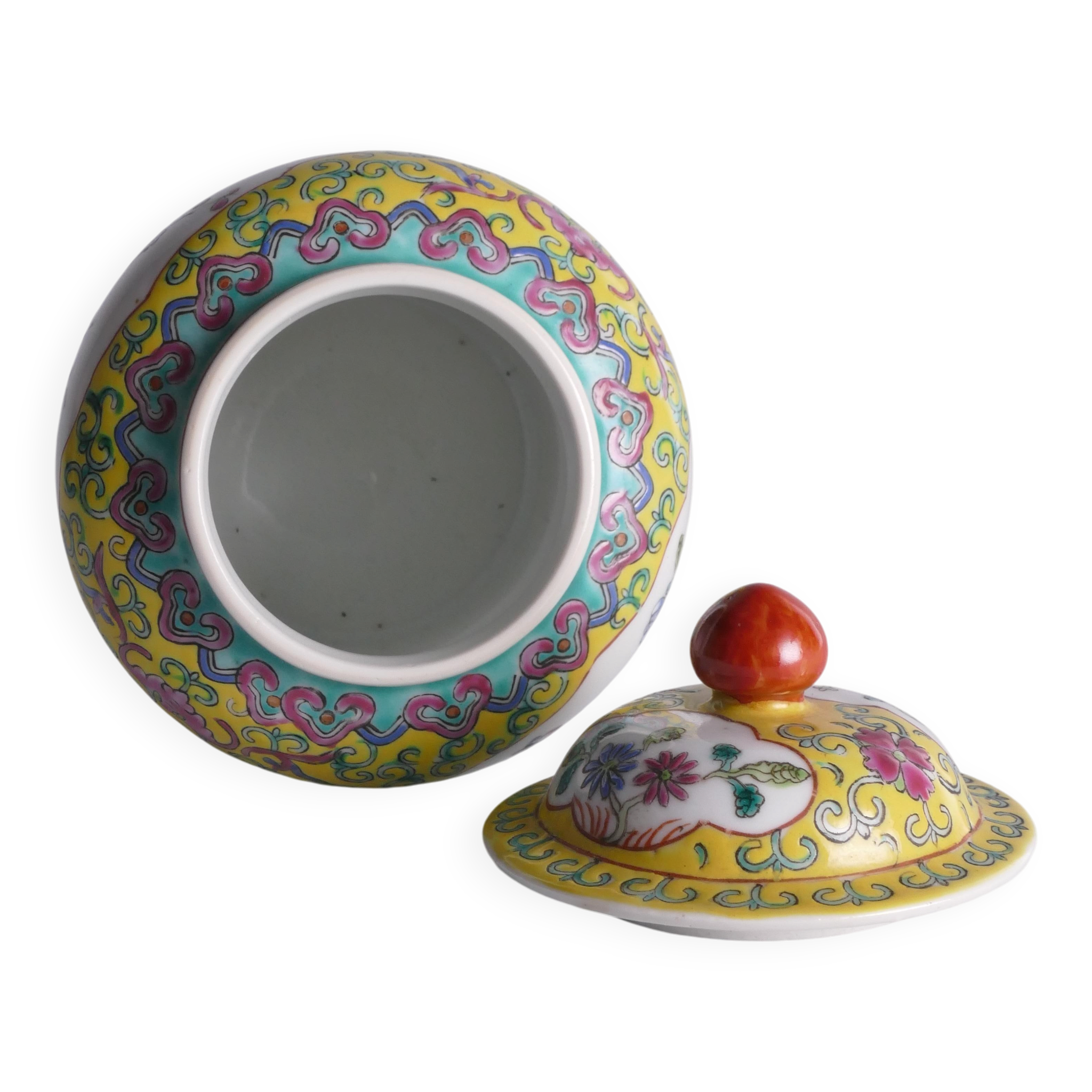 Chinese Famille Rose Porcelain Jar with Lid, Yellow Ground Floral Decoration