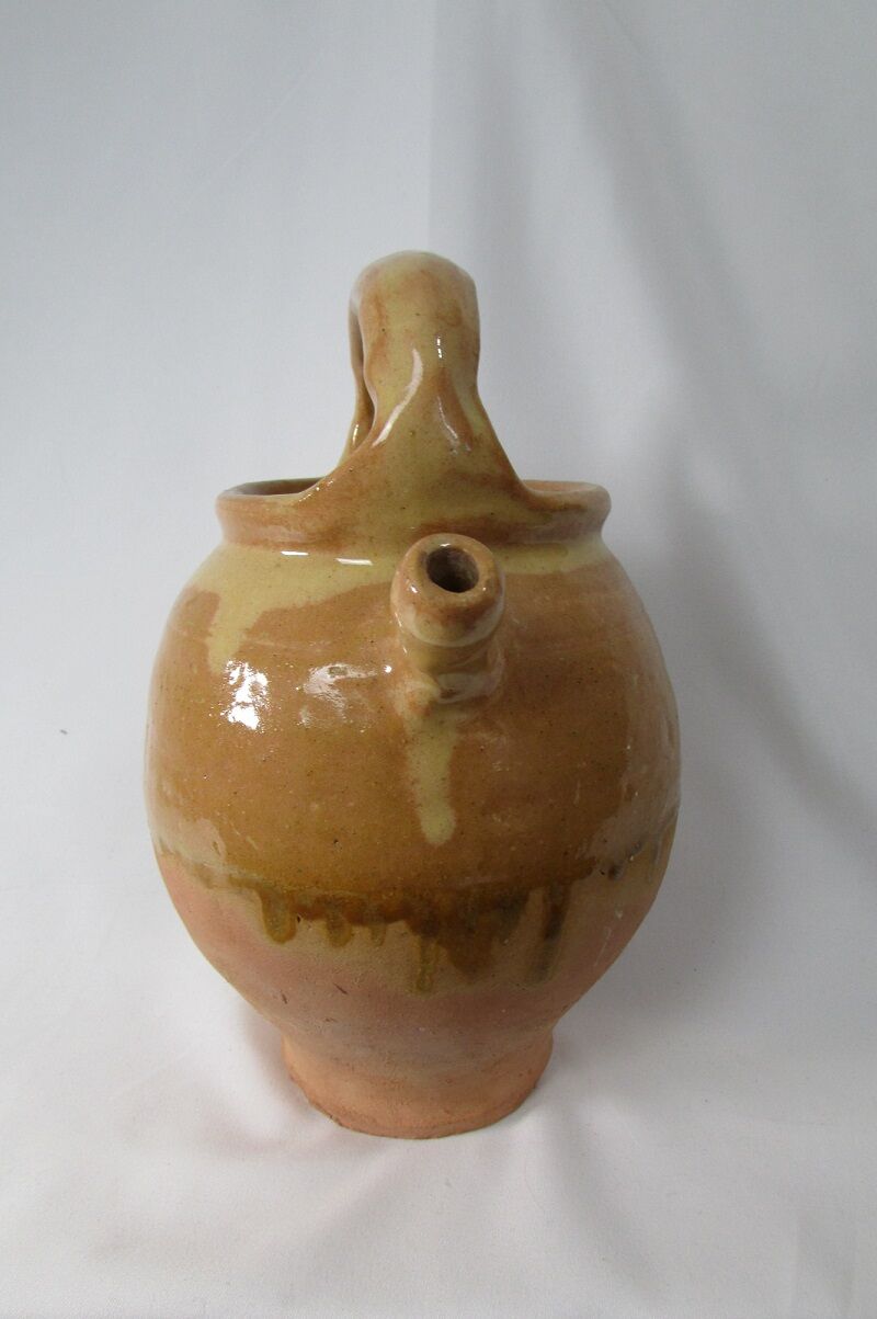 Small terracotta jug, chevrette gargoulette