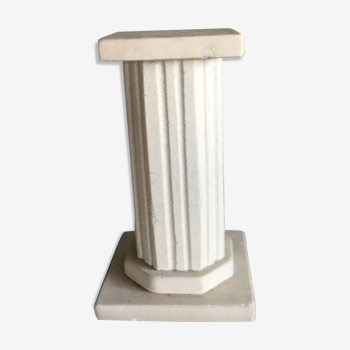 reconstituted stone column