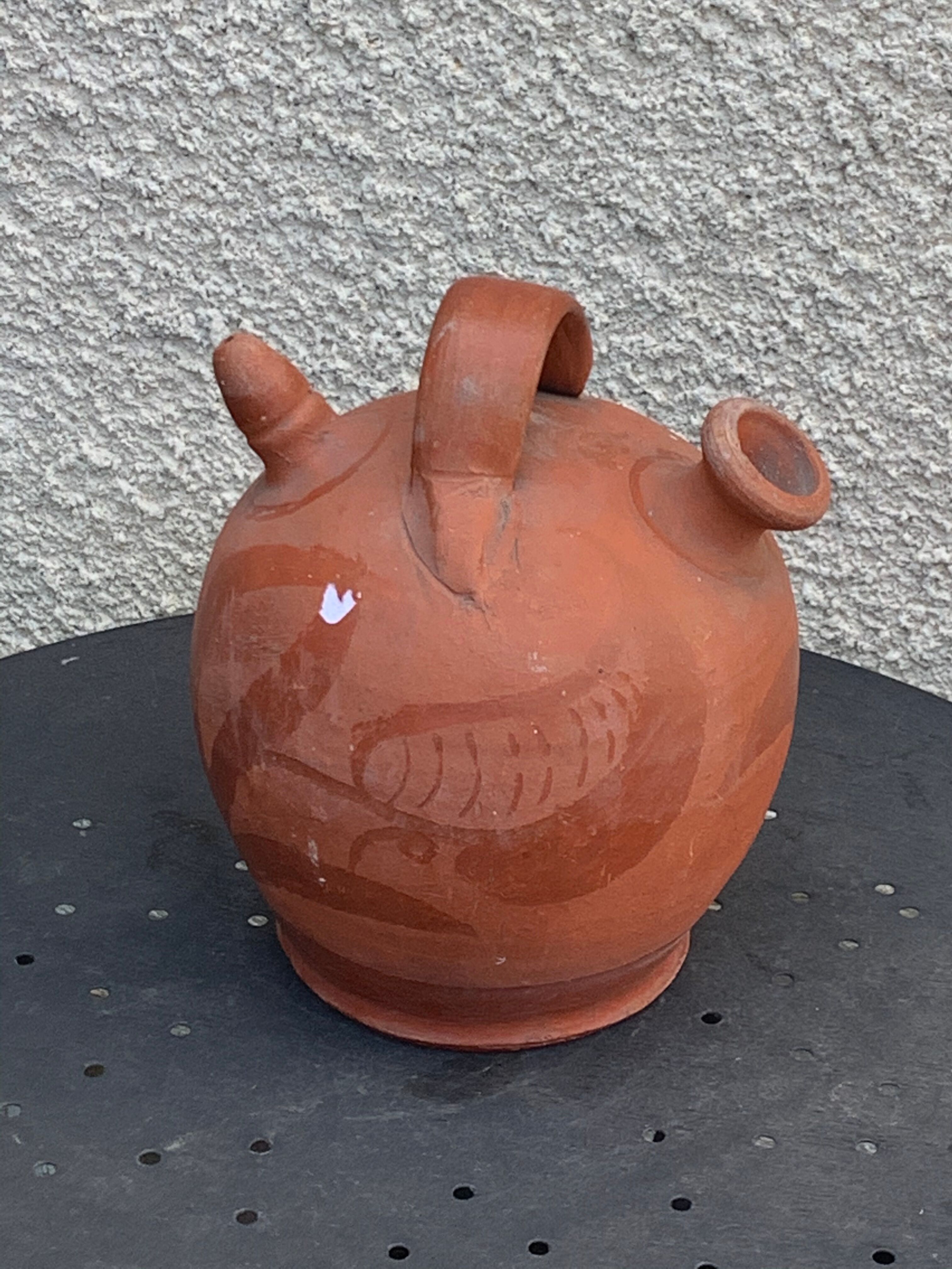 Gargolette, terracotta pattern vintage foliage