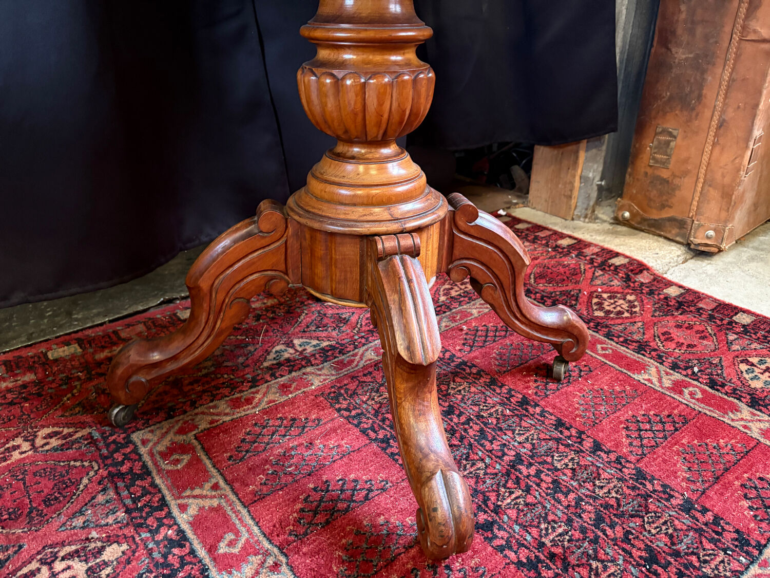 Antique wooden table – Napoleon III / Victorian style – With drawers