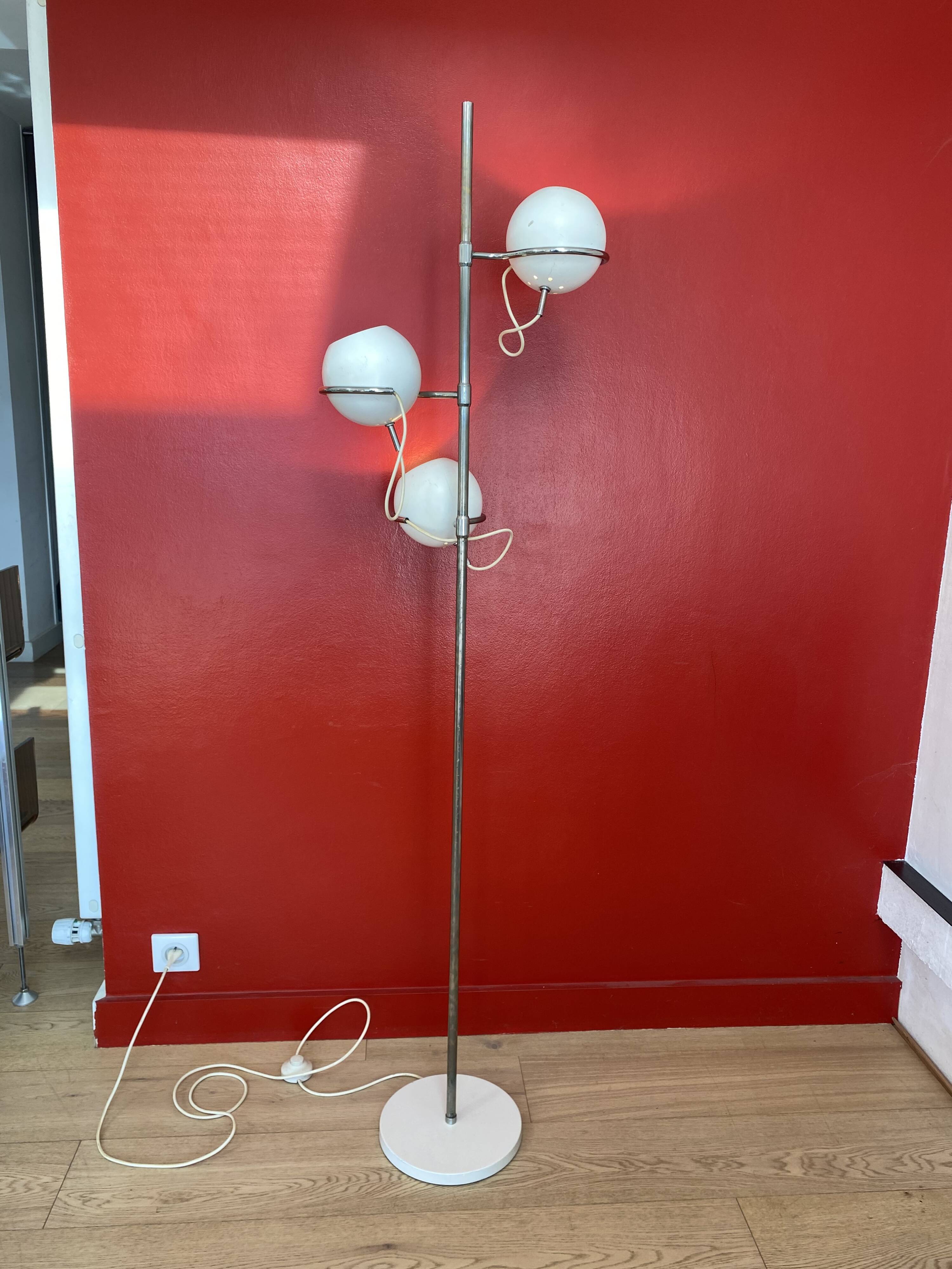 Eye ball lamp by Etienne Fermigier for Monix Paris. 1960