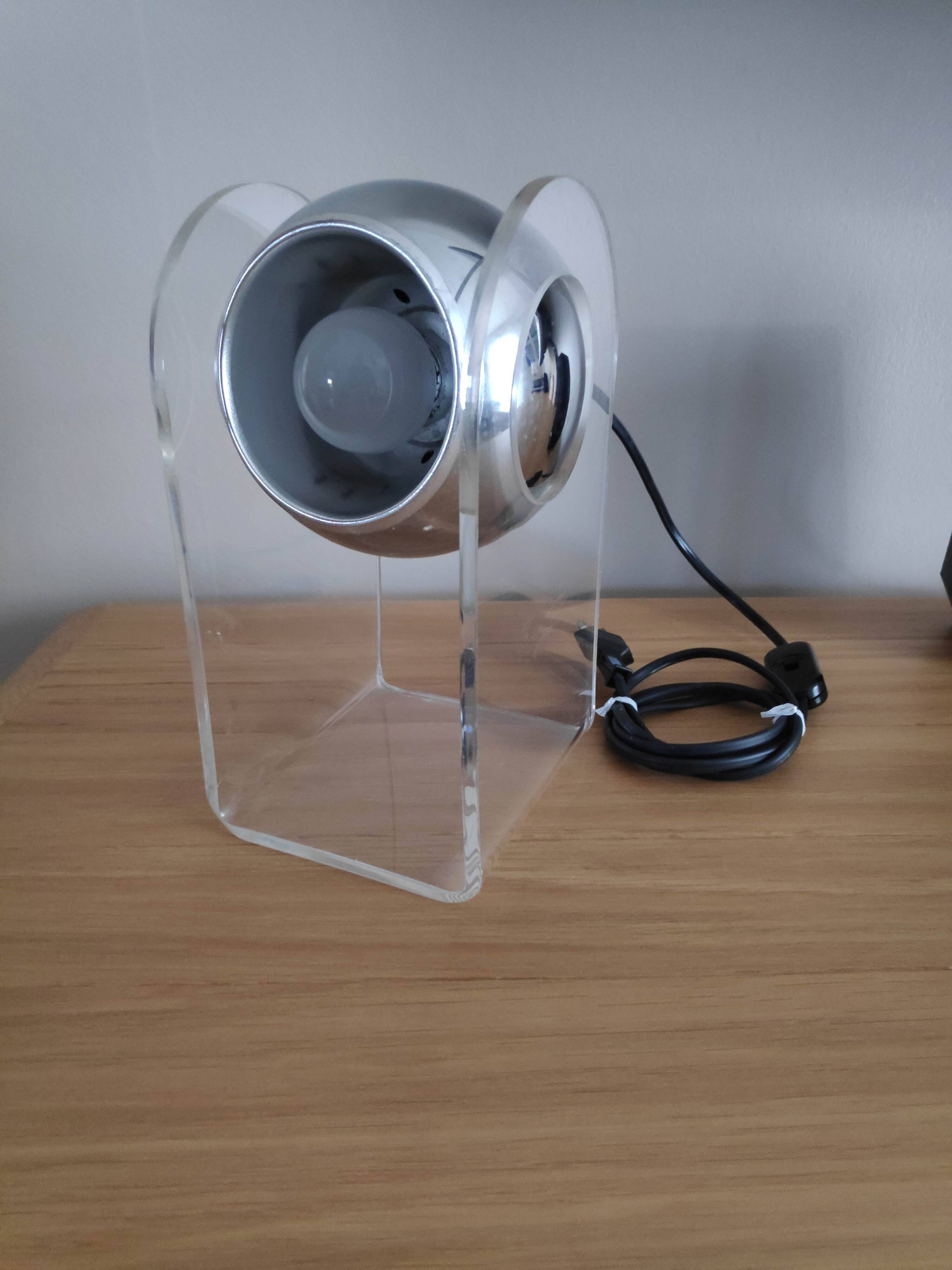 Vintage gino sarfatti lamp from the 70s