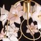 Charmant lustre vintage Murano fleurs blanches et roses