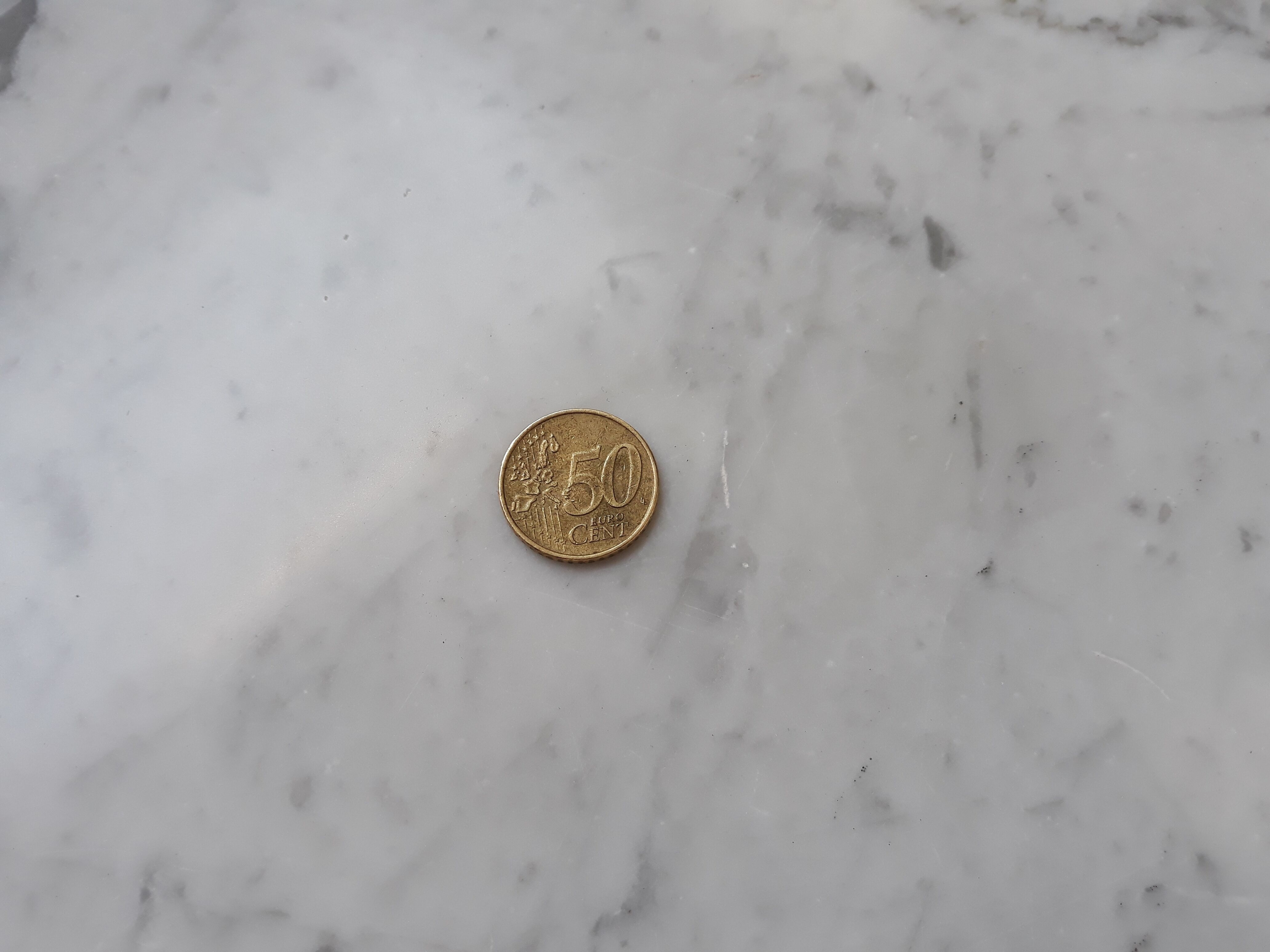 Tulip coffee table by Eero Saarinen for Knoll International