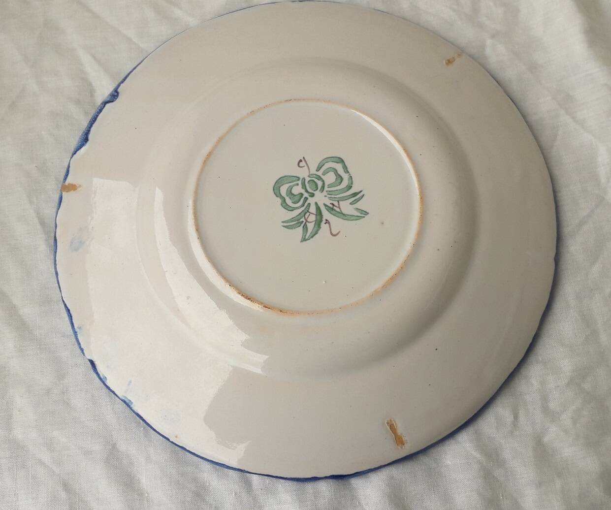 Nevers rooster plate