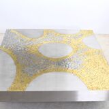 Table basse en acier inoxydable et laiton par Jean Claude Dresse