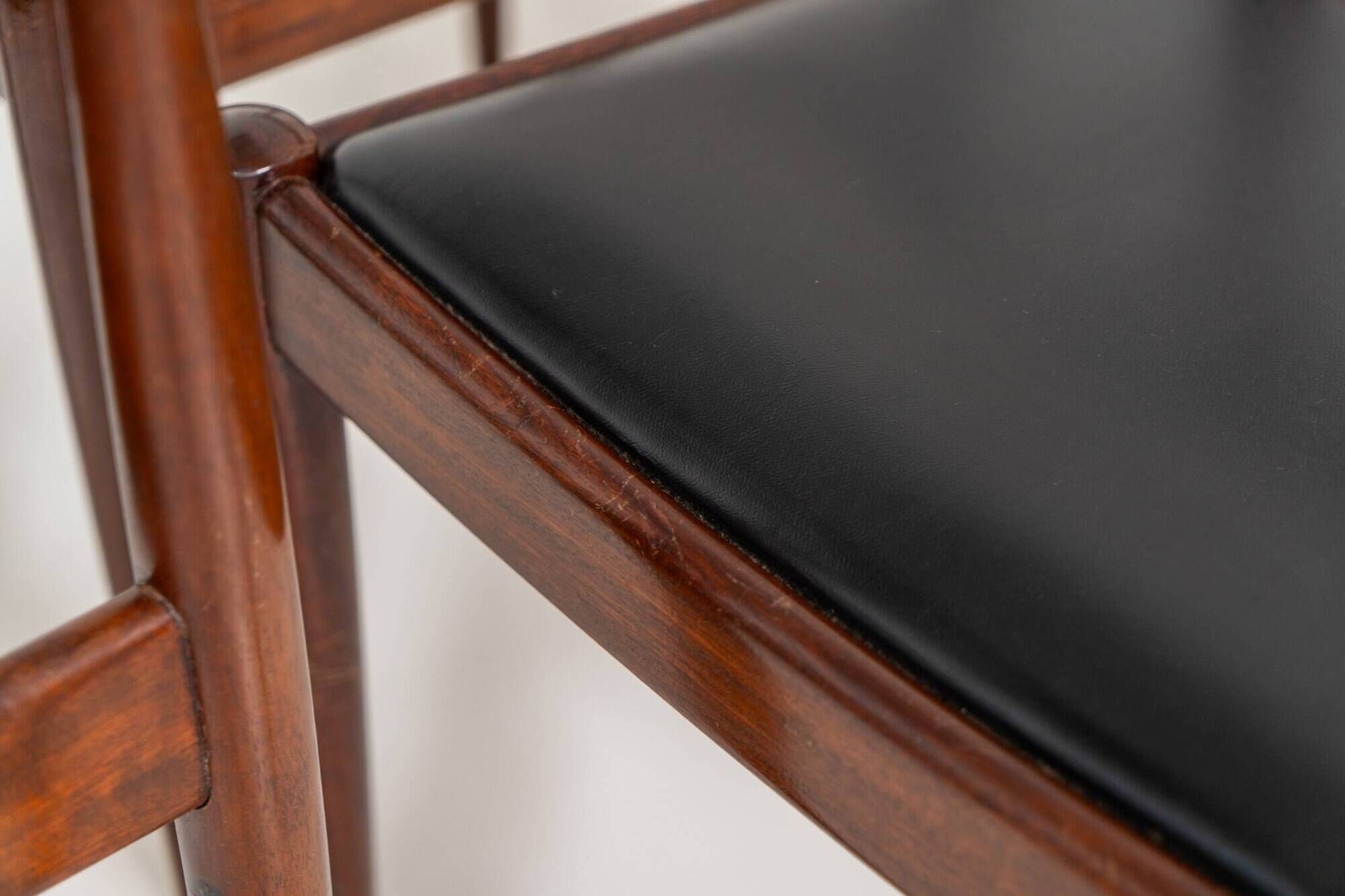 Set of 6 "Model 500" dining chairs by Alfred Hendrickx