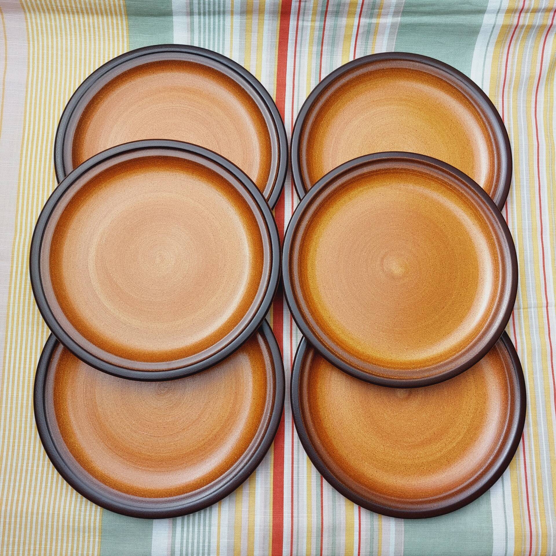 Flat stoneware plates St Amand Meylan