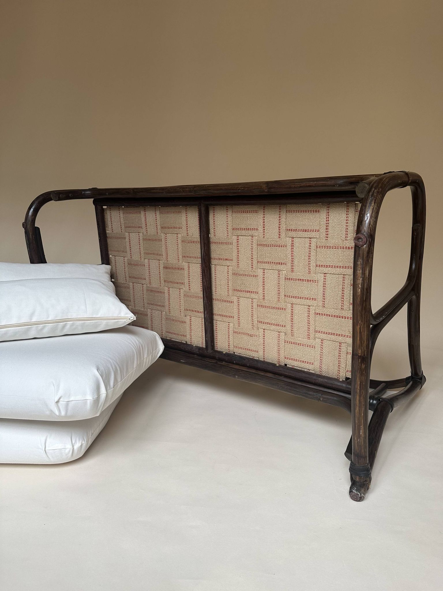 Two-seater rattan bench
