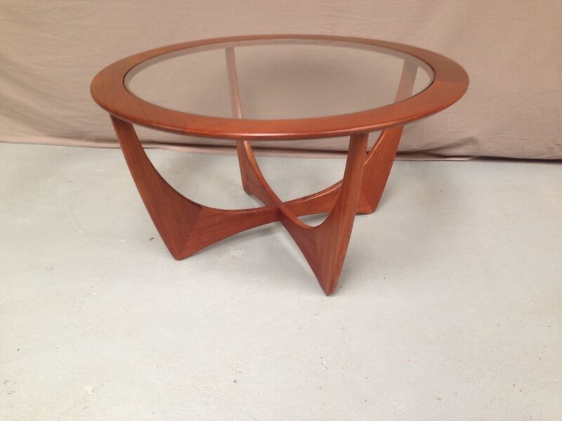 Round coffee table