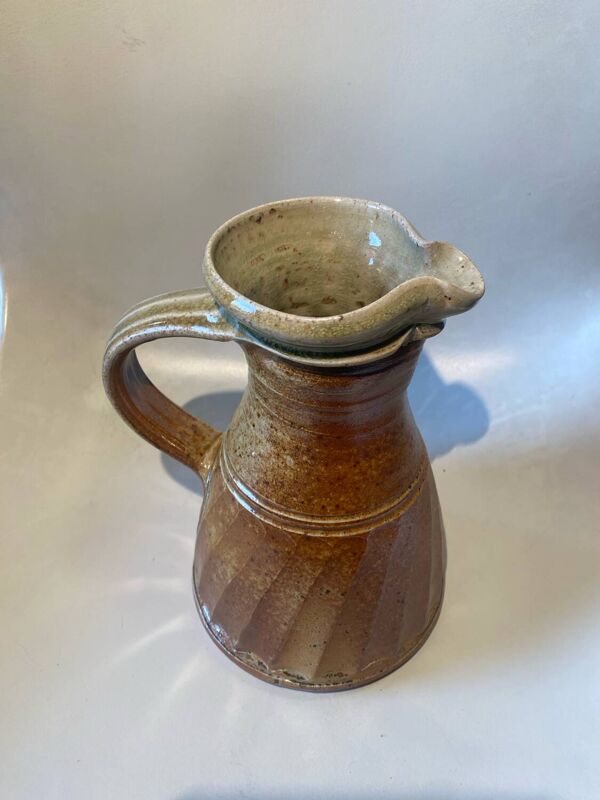 Carafe en grès steen kepp la borne