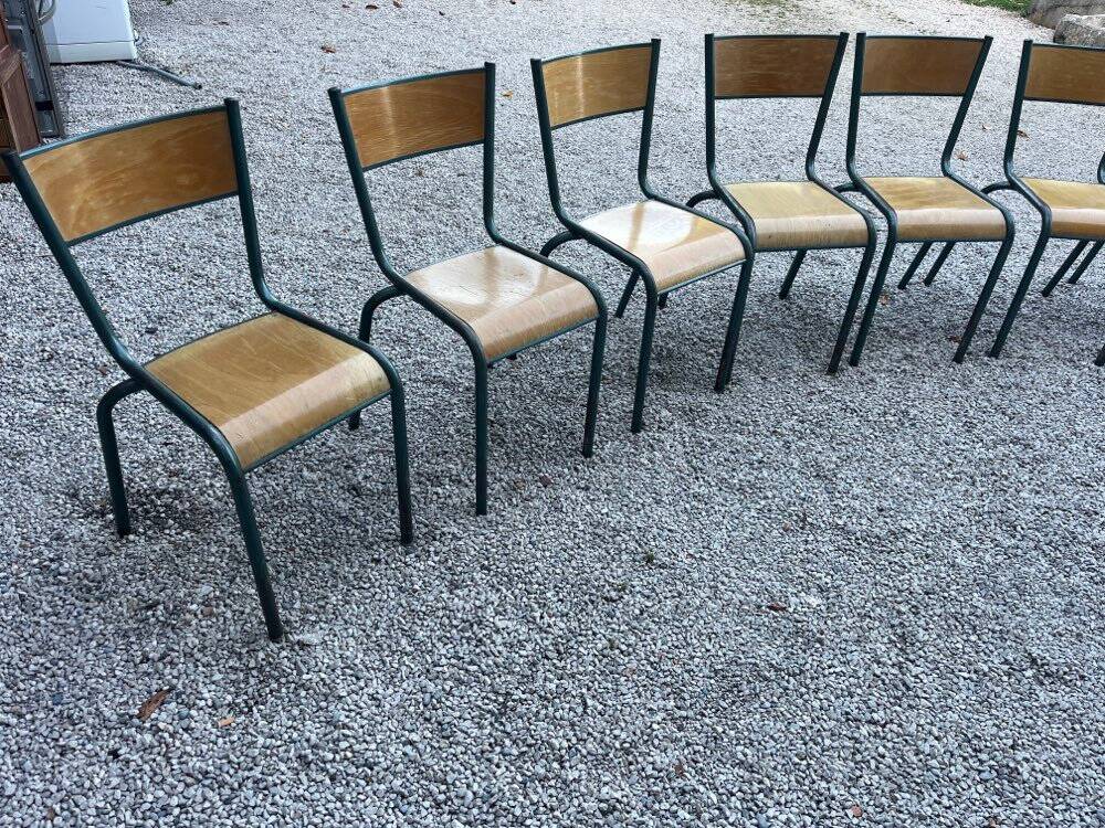 Set of 10 Mullca chairs