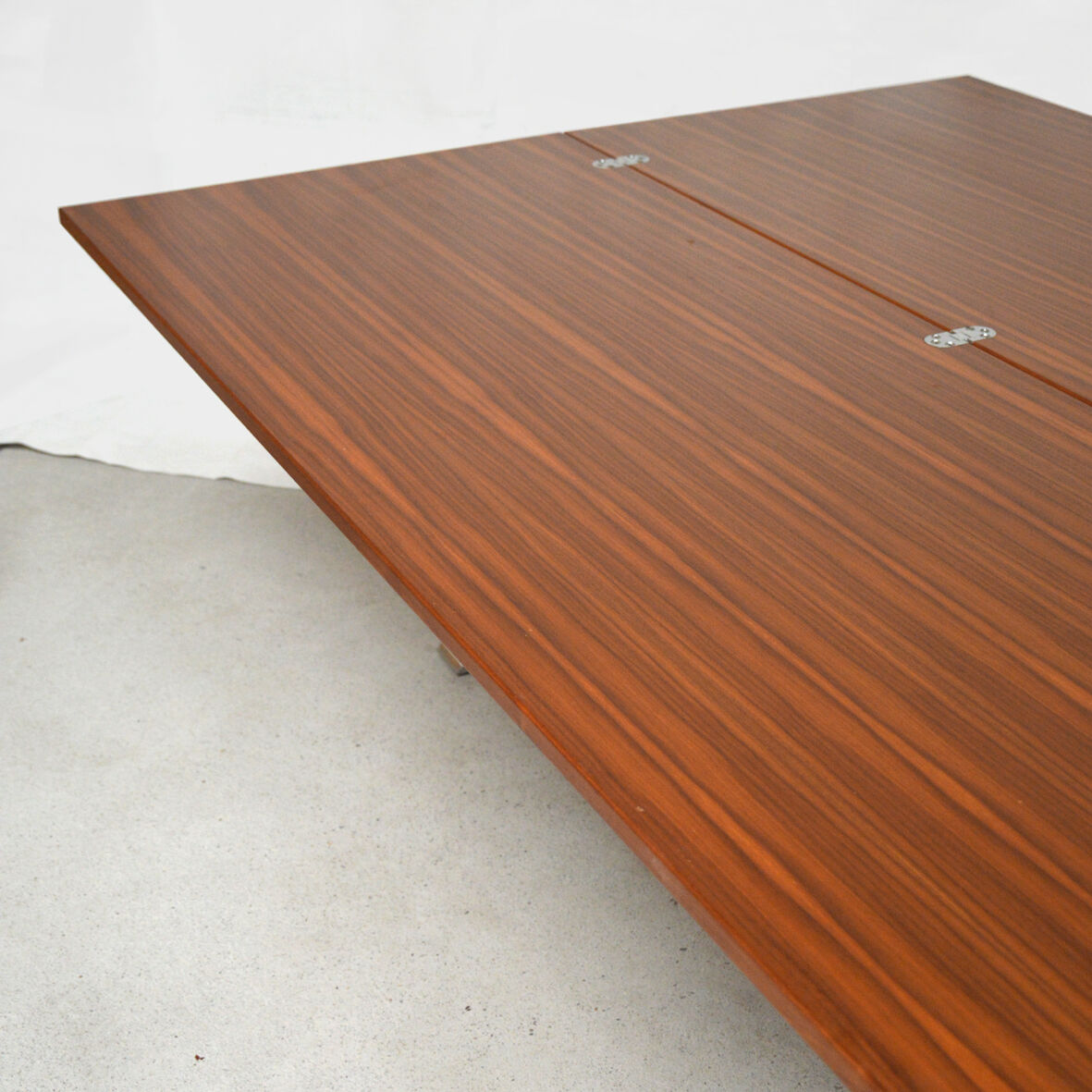 Flexible modernist coffee table, 1960