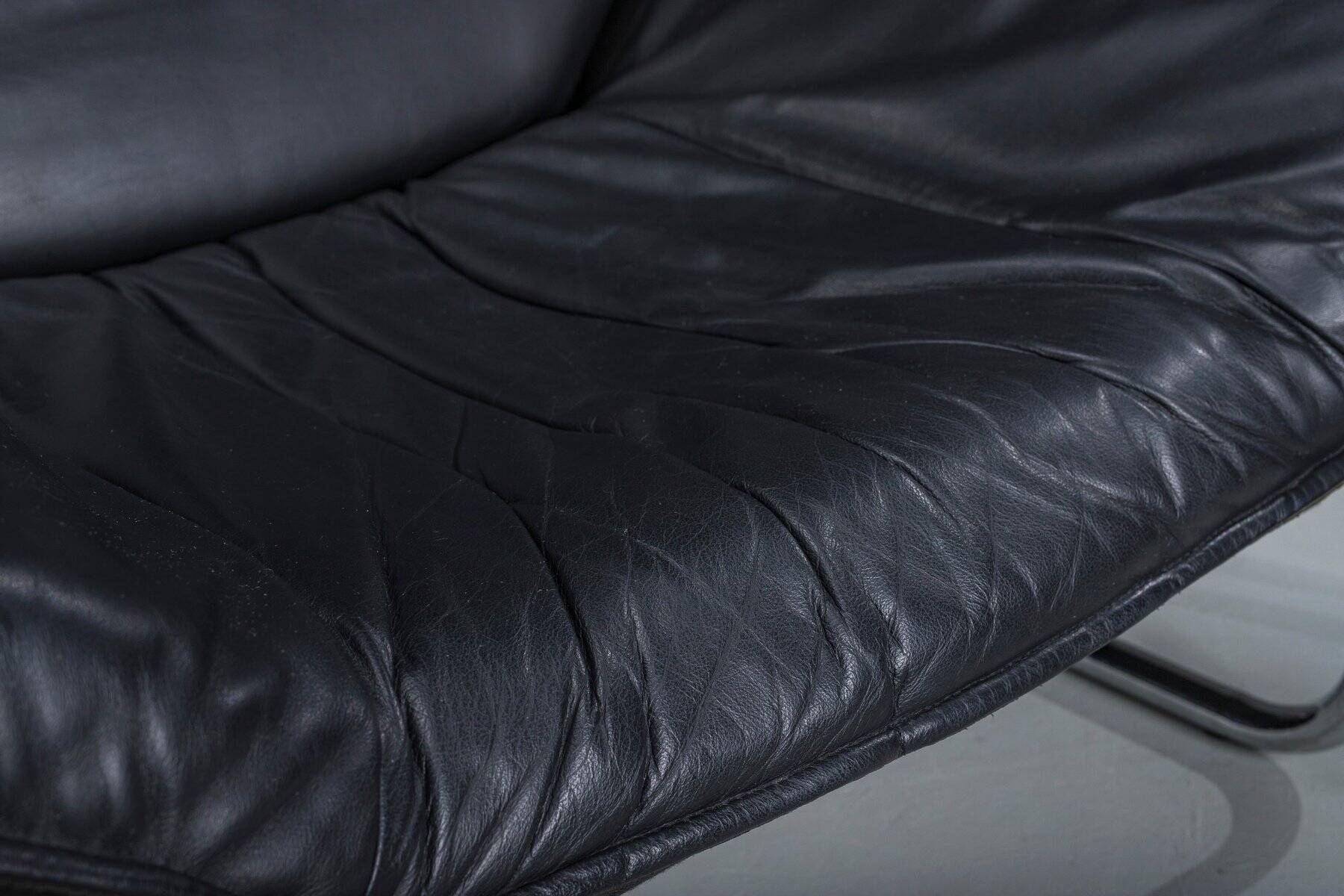 Bauhaus lounge chair in black leather attributed to Johan Bertil Häggström for Swed-Form / Ikea, Sweden, 1970s