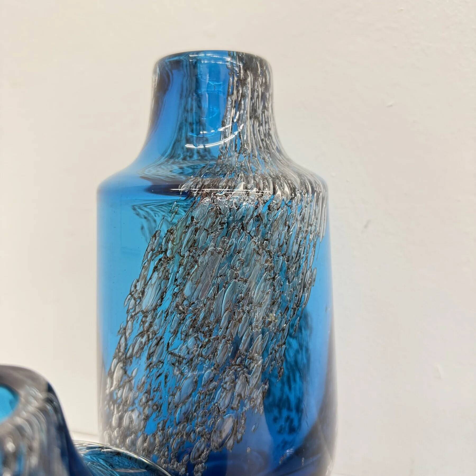 Set of 6 Schot Wiesel glass vases Bavarian Glass Art 'Florida' by Heinrich Löffelhardt blue bubbles 1970s Germany