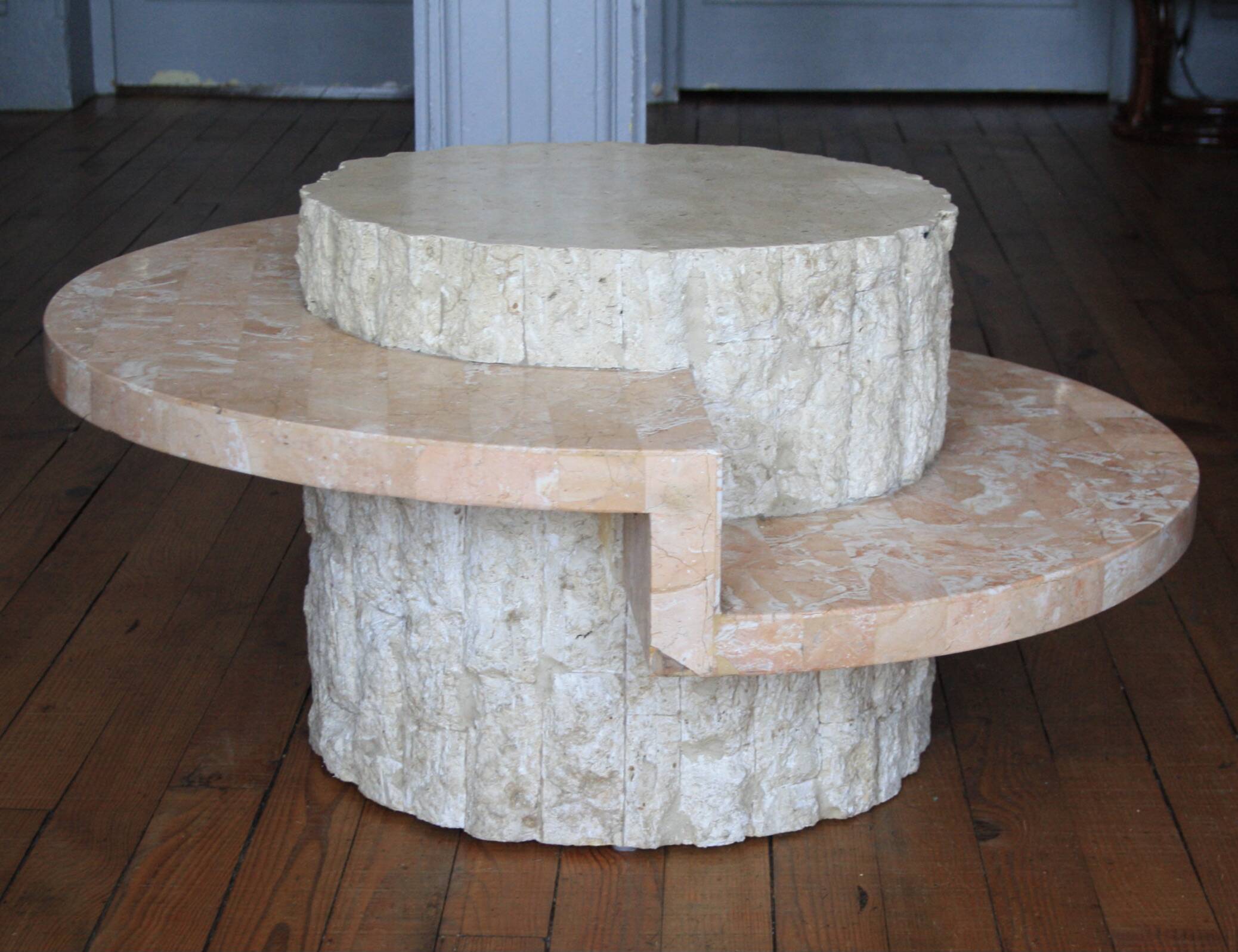 Magnussen Ponte round coffee table