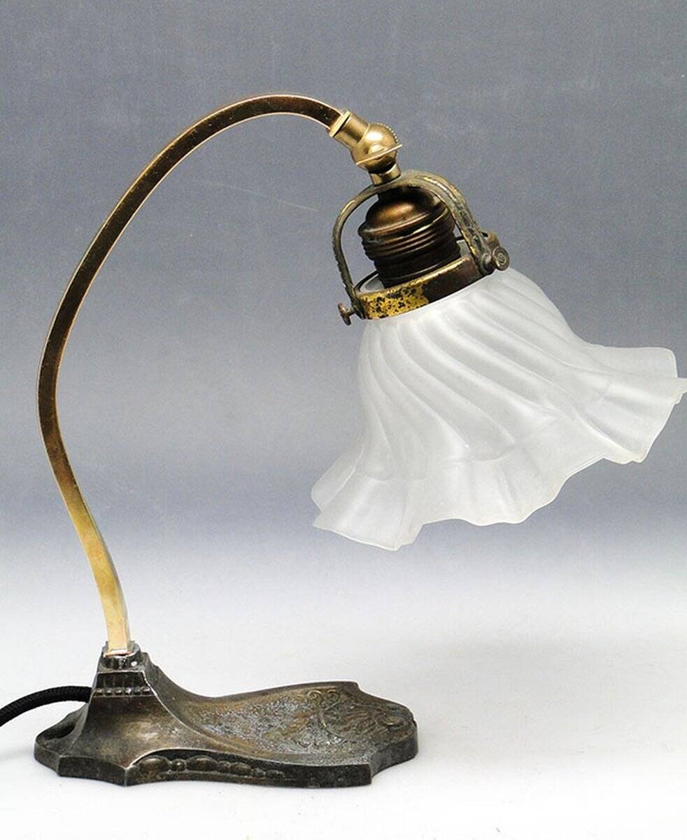 Lampe de chevet Art Nouveau du début du 20e siècle, Autriche-Hongrie, années 1890.
