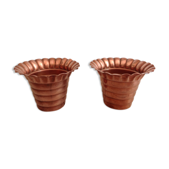 Duo of cache copper pots