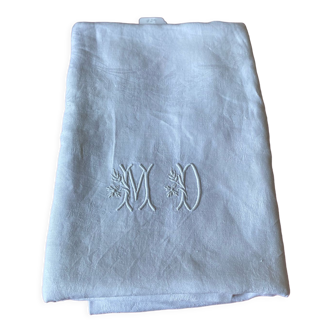 Nappe brodé  MD