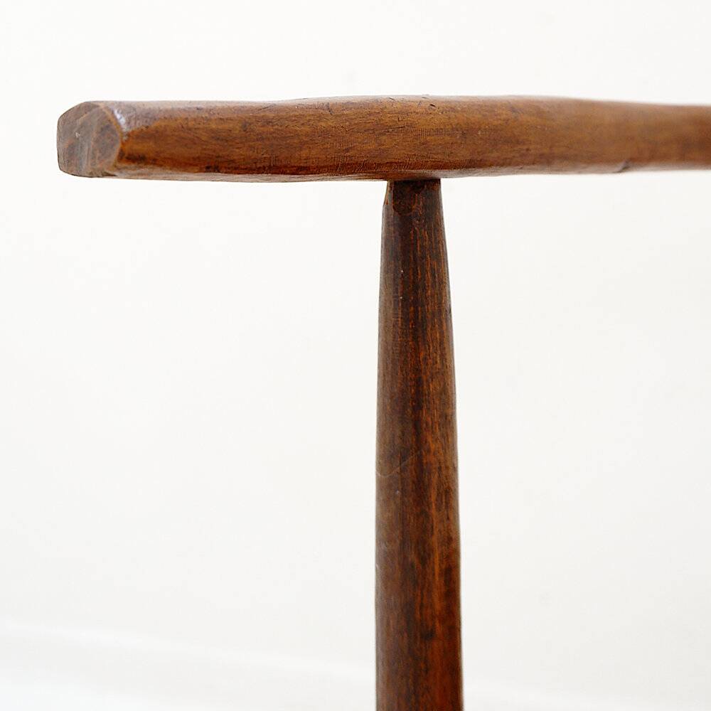 Traditional African hand-carved 'Baoulé' chair, 1920s