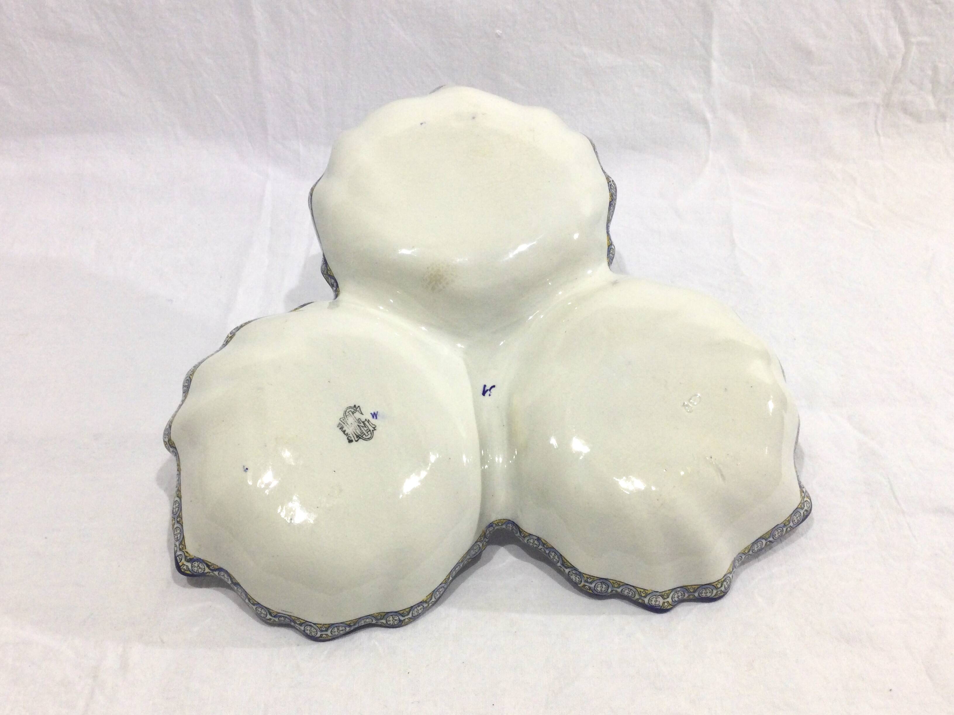 Gien - Hors d'oeuvres dish Renaissance décor