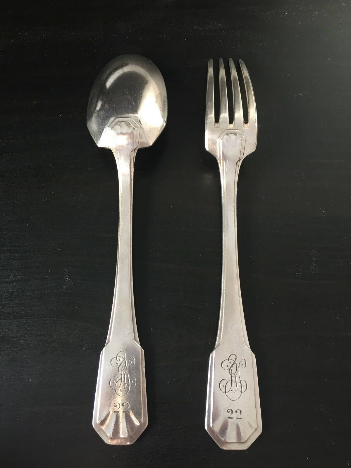 Boulenger cutlery with YR or RY monograms, silver-plated metal
