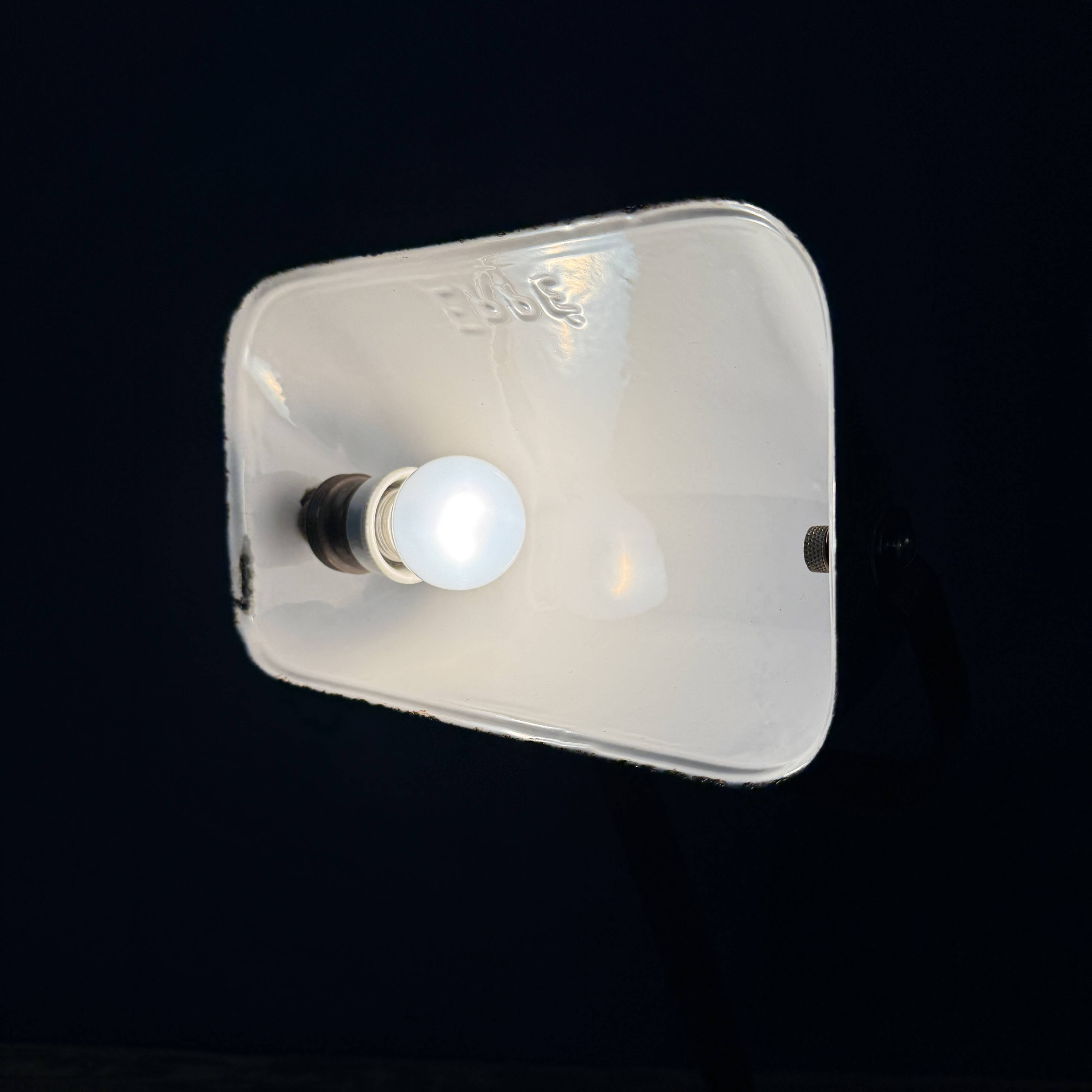 Erpé banker’s lamp with a turquoise enamel shade.