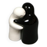 HUG salt and pepper shaker