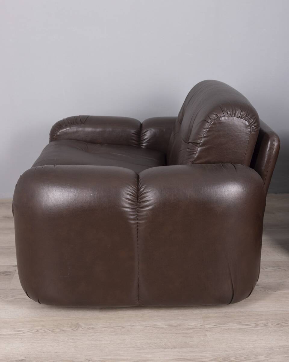 Pair of vintage 1970s brown leather armchairs designed by Ceriotti