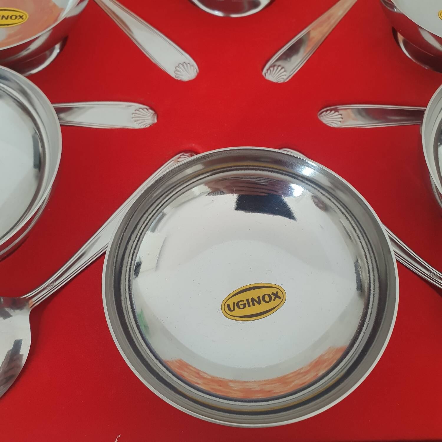 Set of 6 stainless steel 18/10 Uginox bowls