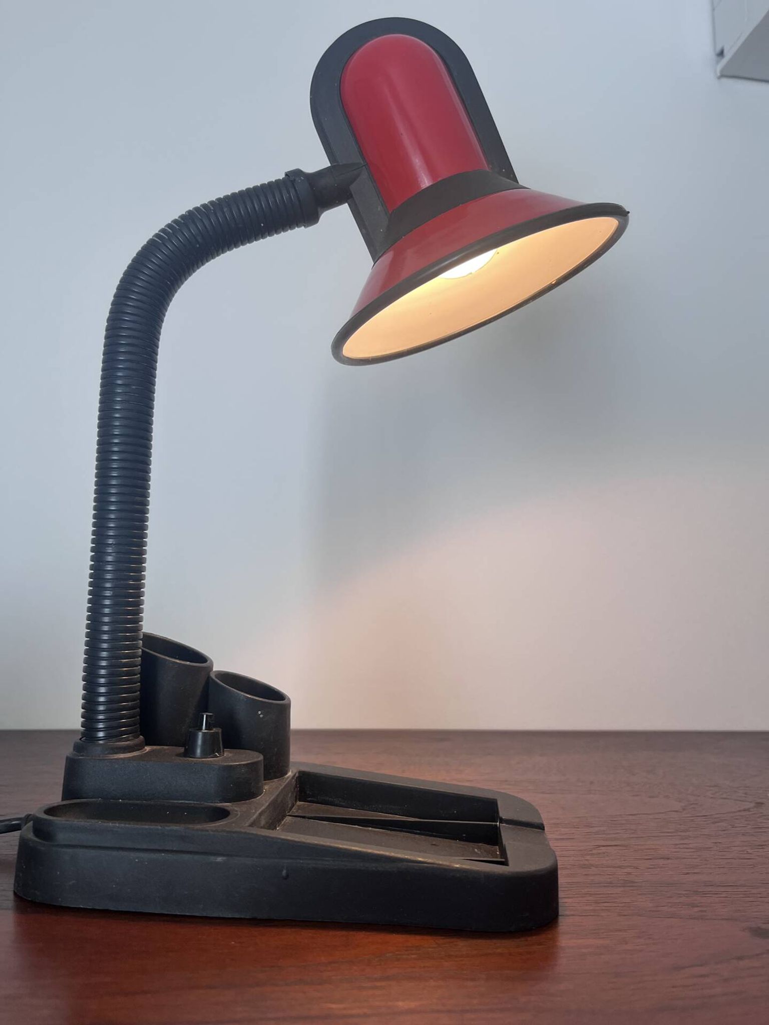 Lampe de bureau fase rouge