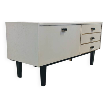 Vintage white wooden TV cabinet / Sideboard