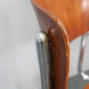 Bauhaus cantilever armchair in chrome tubular steel and beech, 1930s