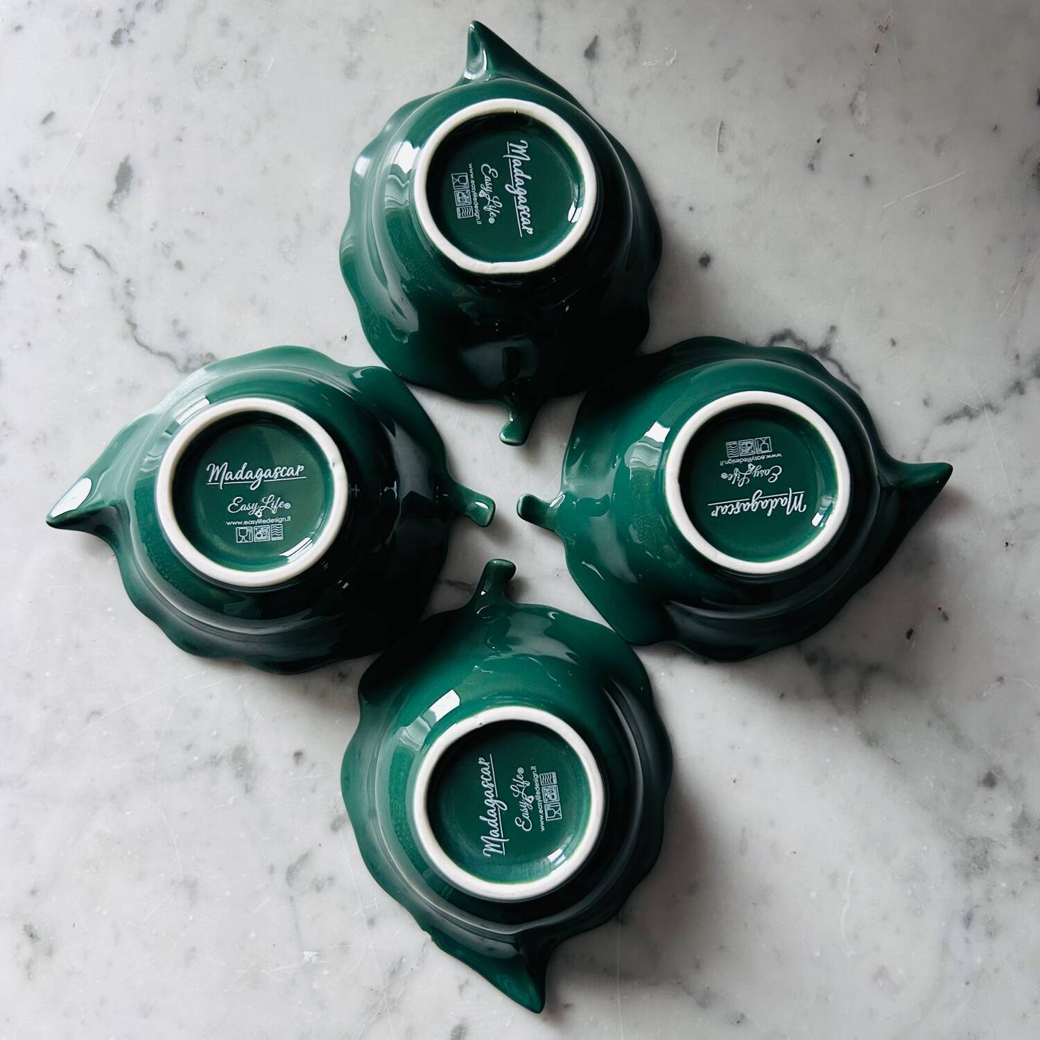 Service of 5 green leaf verrines